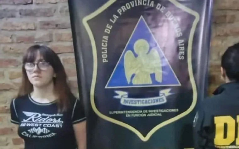 Detuvieron a una joven que dio a luz y desechó a su bebé recién nacida en una bolsa de nylon en Buenos Aires